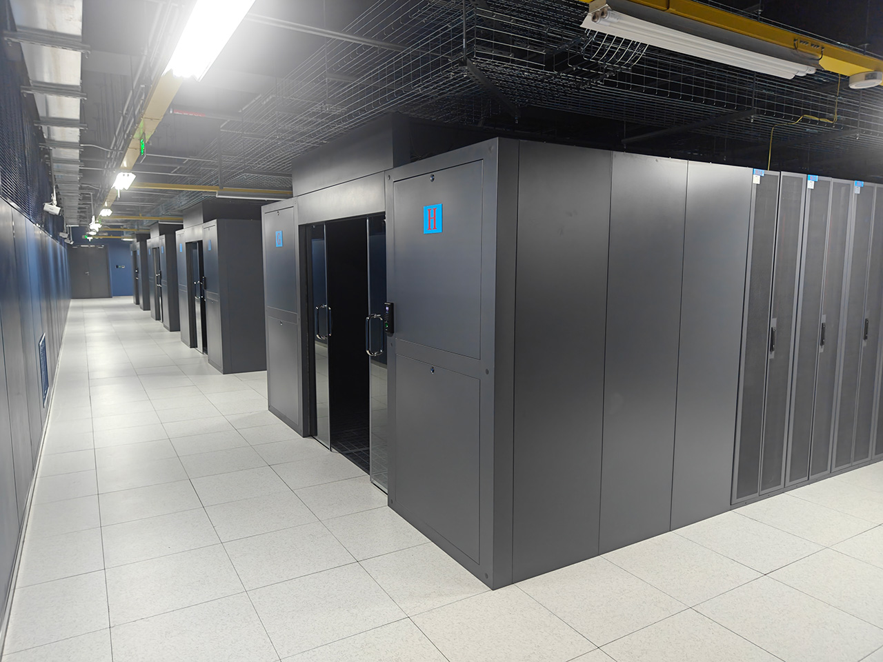 Keuntungan dari ruang komputer modular